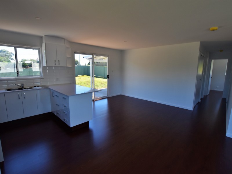 17 Roebuck Rd, Russell Island QLD 4184
