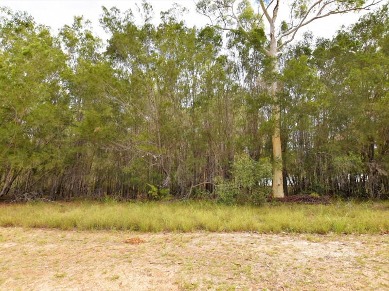 16 Topaz Street, Russell Island QLD 4184