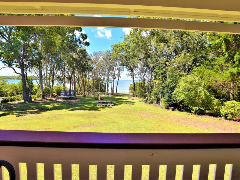 17 Wilma Cr, Russell Island QLD 4184