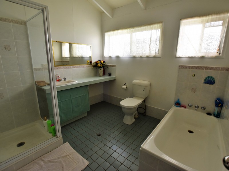 17 Wilma Cr, Russell Island QLD 4184