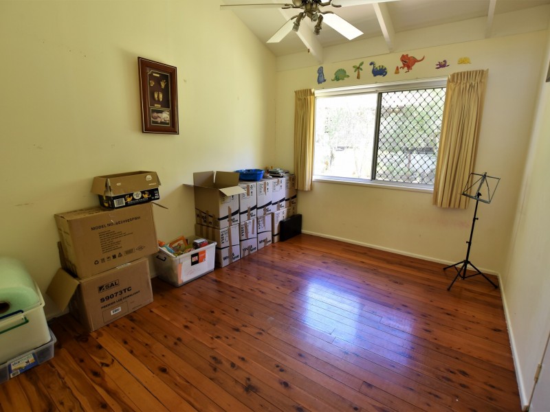 17 Wilma Cr, Russell Island QLD 4184