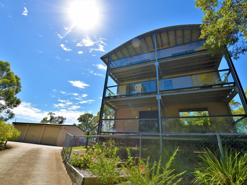 90-92 Crescent Dve, Russell Island QLD 4184