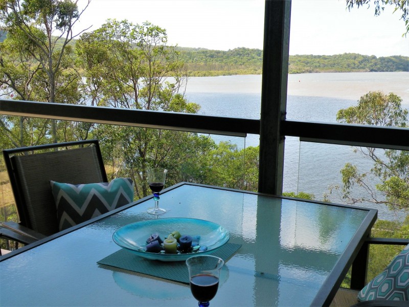 90-92 Crescent Dve, Russell Island QLD 4184