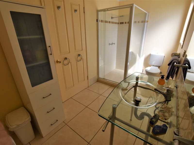 90-92 Crescent Dve, Russell Island QLD 4184