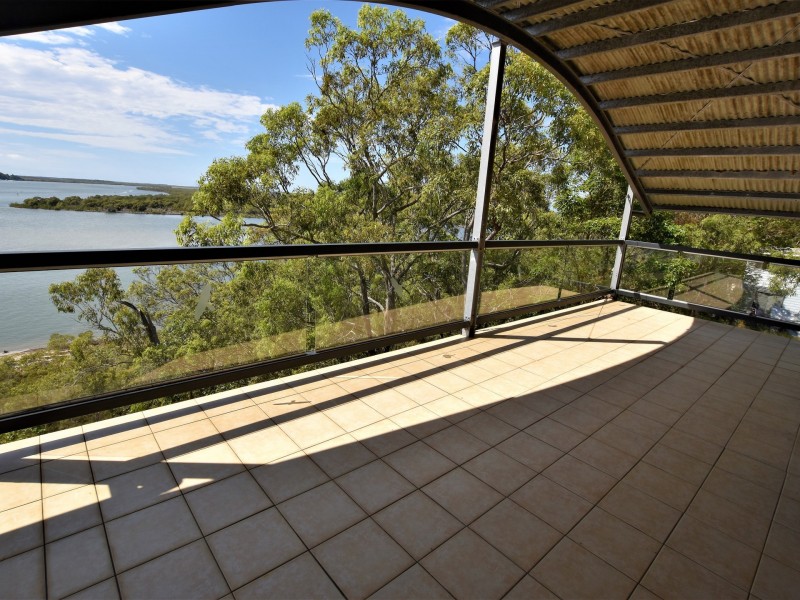 90-92 Crescent Dve, Russell Island QLD 4184