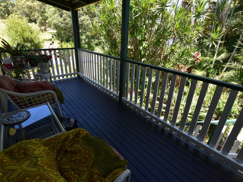 10 Phoenix, Russell Island QLD 4184
