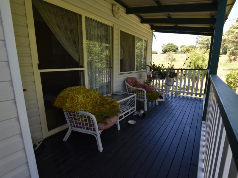10 Phoenix, Russell Island QLD 4184