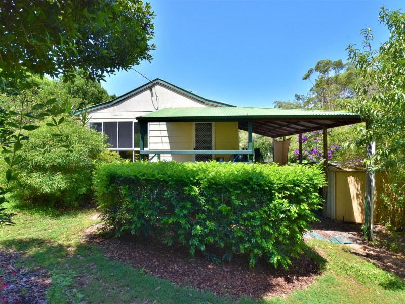 6 Parish St, Russell Island QLD 4184