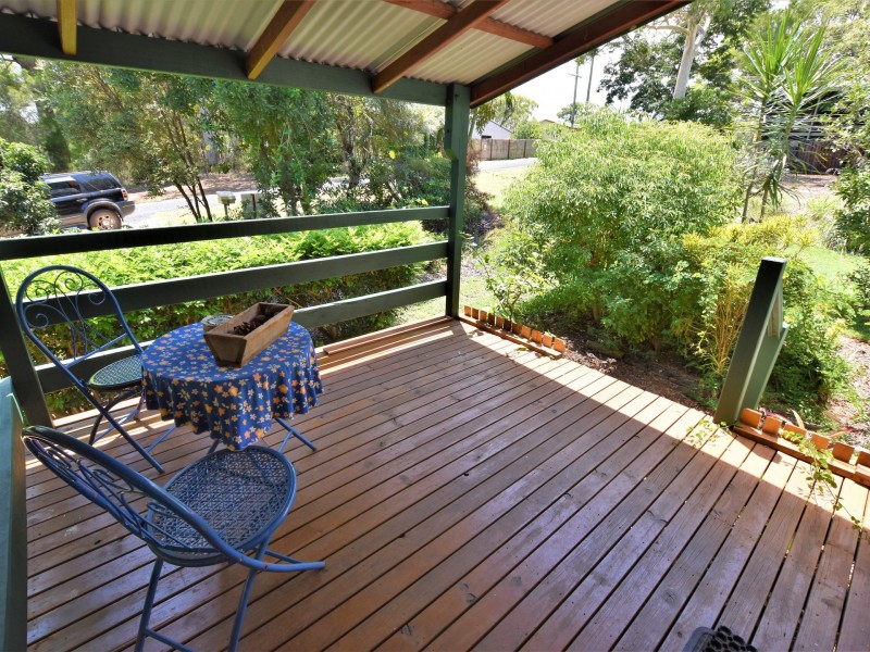 6 Parish St, Russell Island QLD 4184