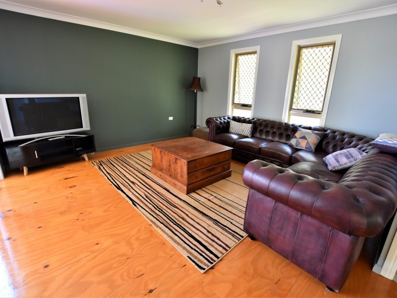 74 Dempsey Street, Russell Island QLD 4184