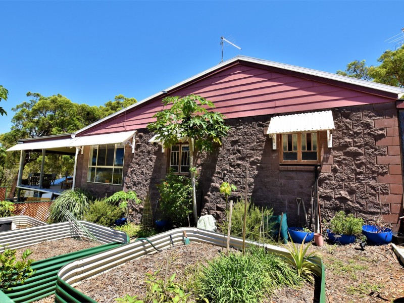 49 Aquamarine, Russell Island QLD 4184