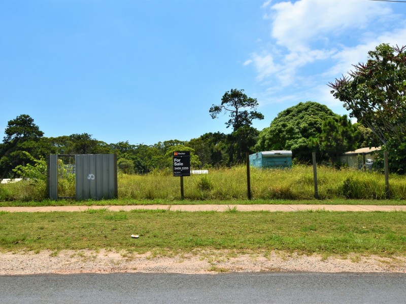 5 Jackson Rd, Russell Island QLD 4184