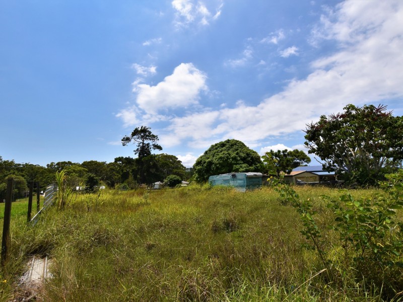 5 Jackson Rd, Russell Island QLD 4184