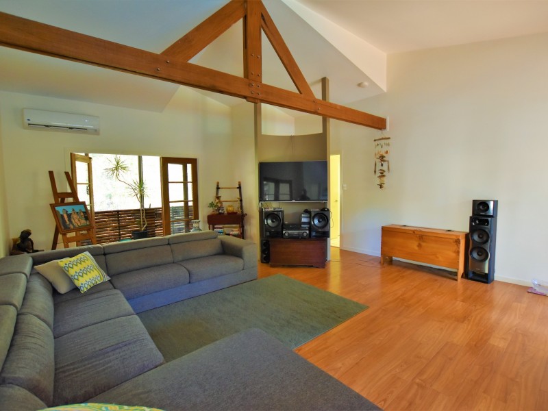 34 Channel Street, Russell Island QLD 4184