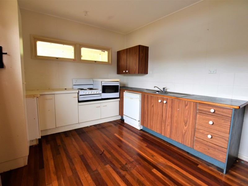39 Little Cove Road, Russell Island QLD 4184