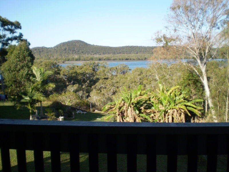 5 Aquamarine Avenue, Russell Island QLD 4184