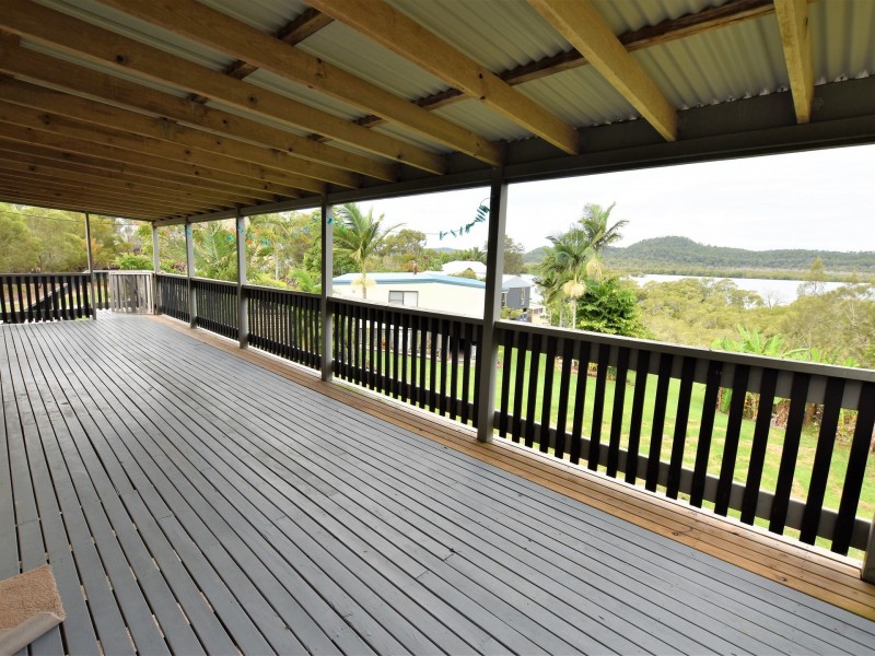 5 Aquamarine Avenue, Russell Island QLD 4184