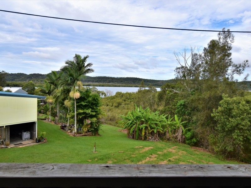 5 Aquamarine Avenue, Russell Island QLD 4184