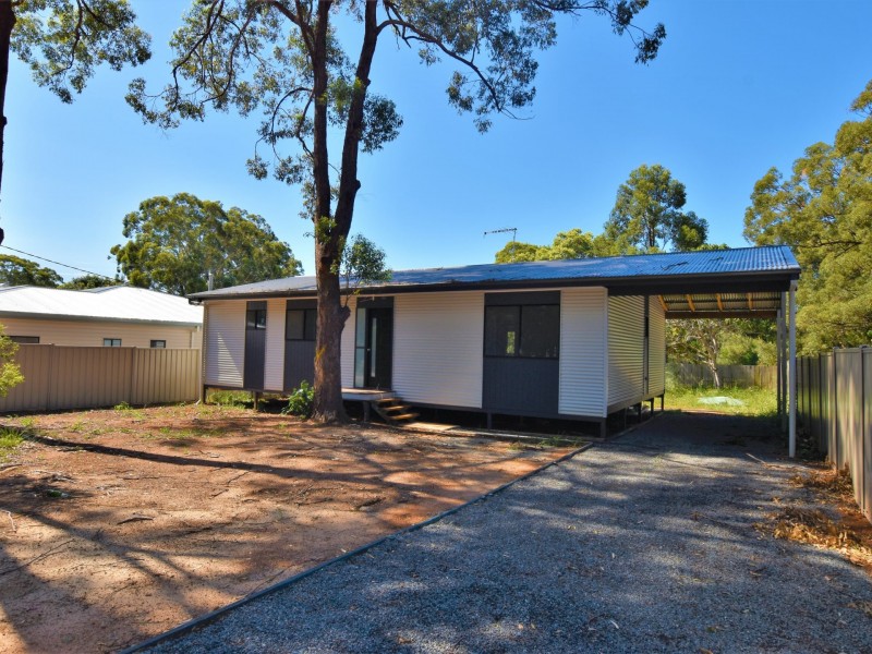 11 Pia Street, Russell Island QLD 4184