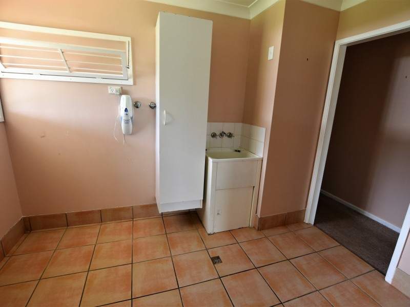 26 Emerson St, Russell Island QLD 4184