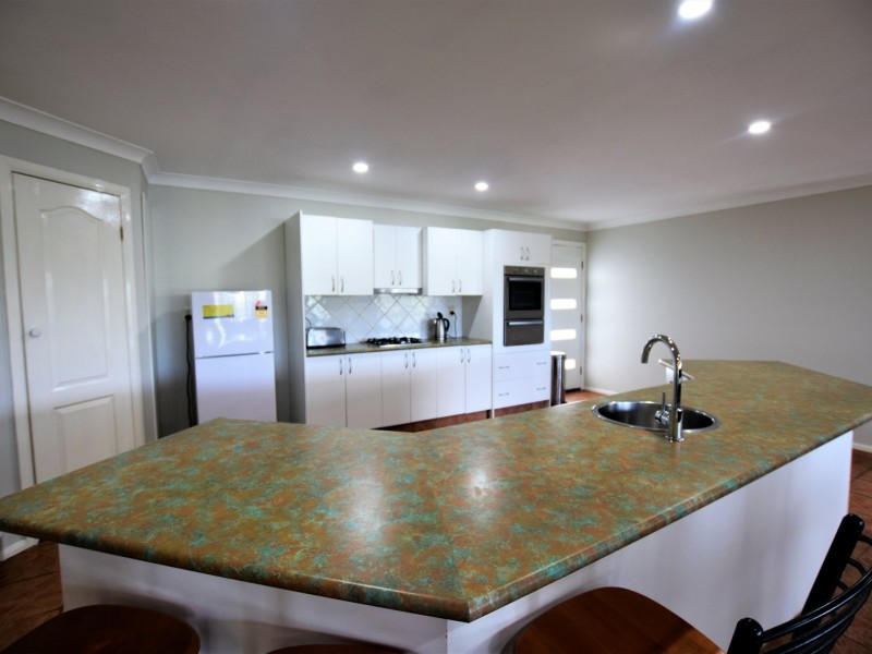 80-82 Oasis Dve, Russell Island QLD 4184
