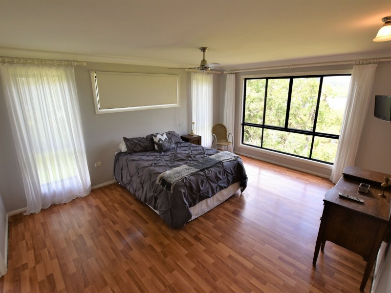 80-82 Oasis Dve, Russell Island QLD 4184