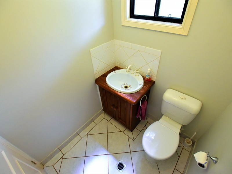 80-82 Oasis Dve, Russell Island QLD 4184