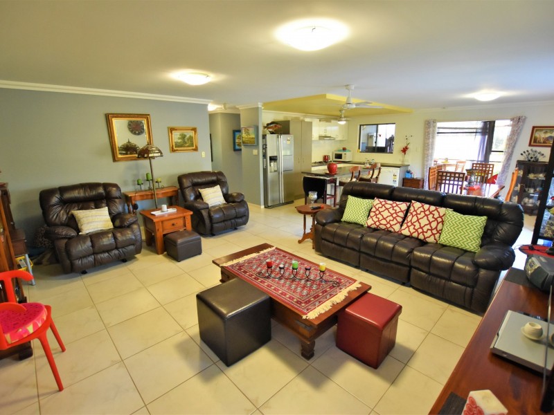 12 Akebia Street, Russell Island QLD 4184