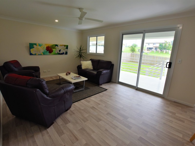 33 Zephyr, Russell Island QLD 4184