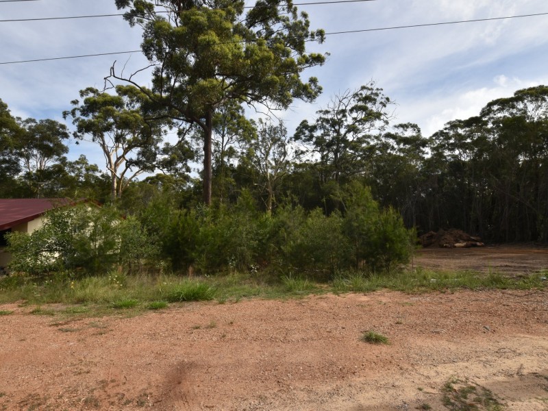 14 Pia Street, Russell Island QLD 4184