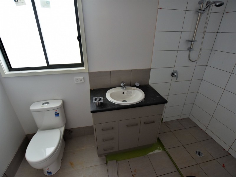 54 Wahine Dve, Russell Island QLD 4184