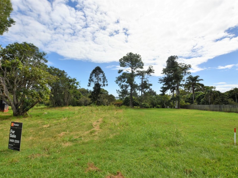 11 Canaipa Pt Dr, Russell Island QLD 4184