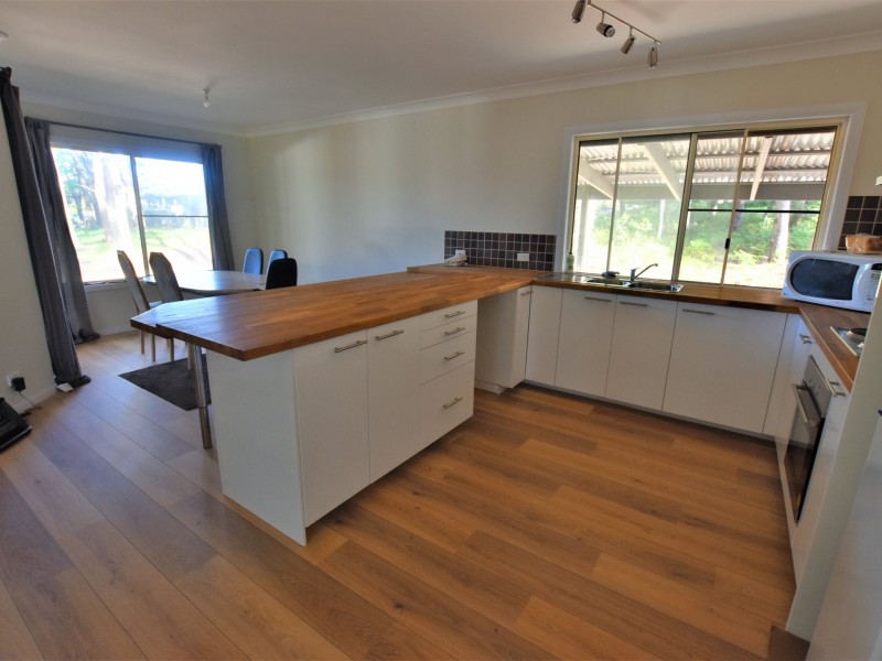 19 Meadstone Road, Russell Island QLD 4184