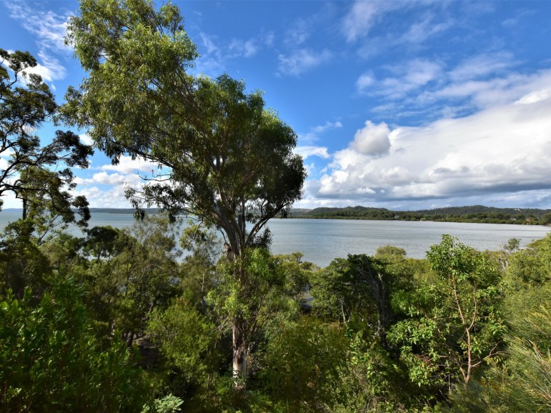 1 Bay drive, Russell Island QLD 4184
