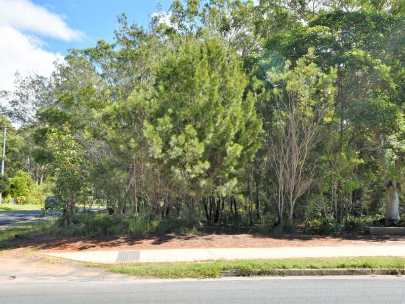 1 Kurrajong Road, Russell Island QLD 4184