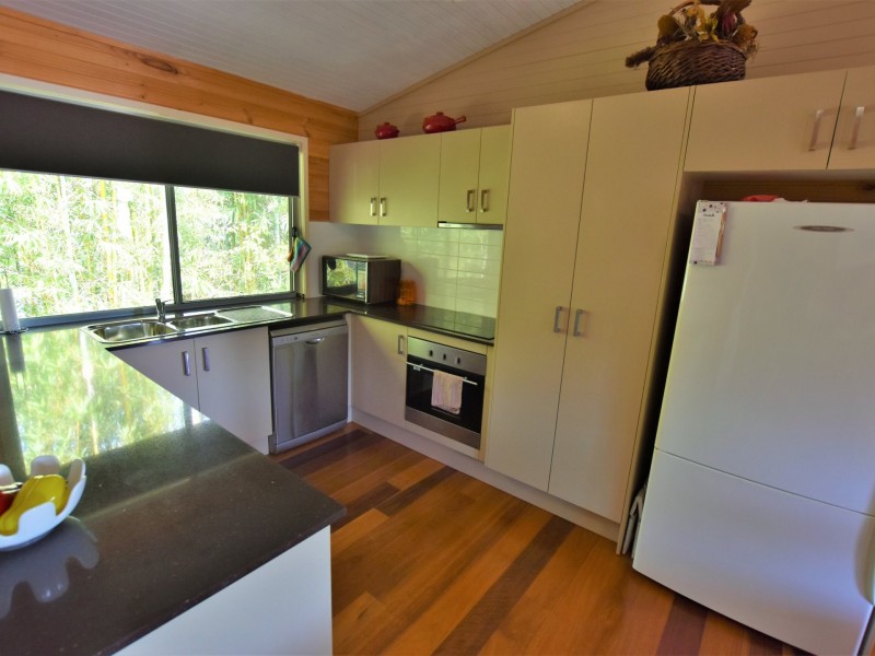 6 Panorama Drive, Russell Island QLD 4184