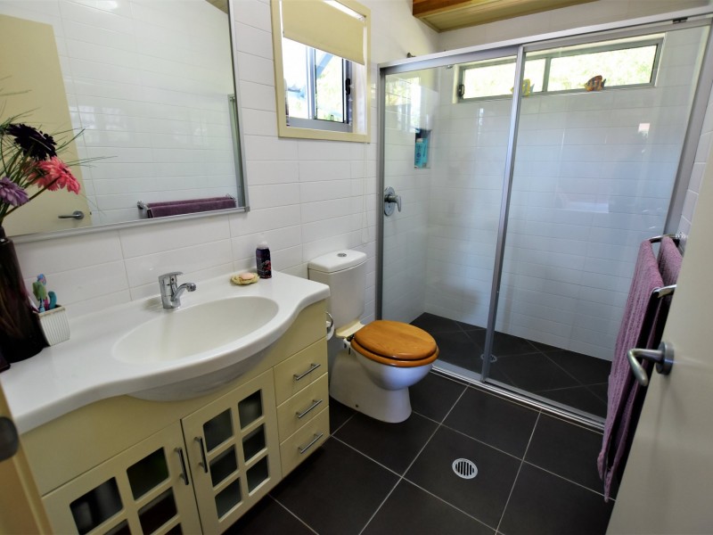 6 Panorama Drive, Russell Island QLD 4184