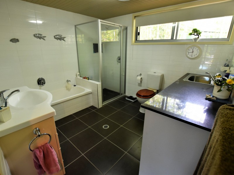 6 Panorama Drive, Russell Island QLD 4184