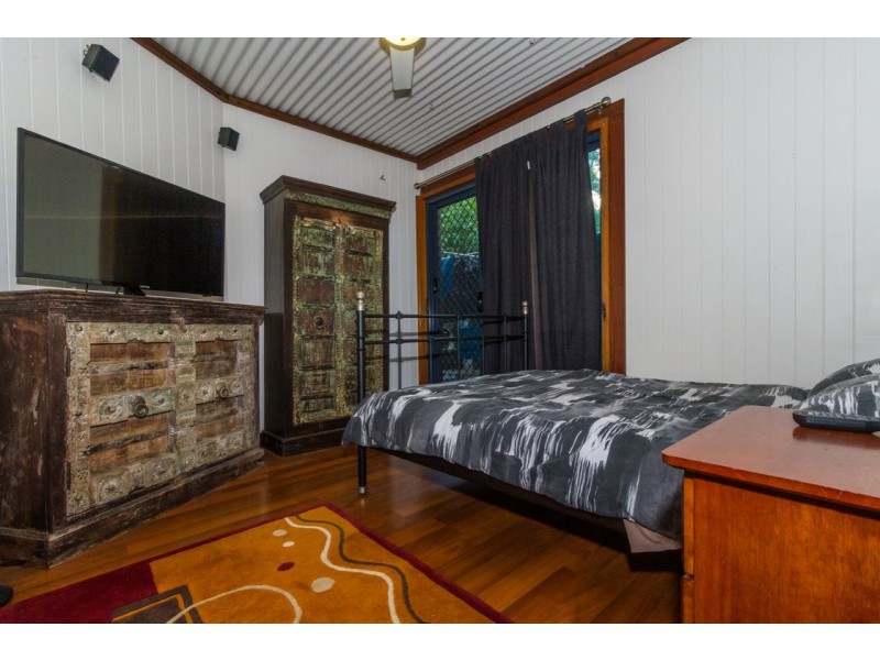 36 Kamar Street, Russell Island QLD 4184