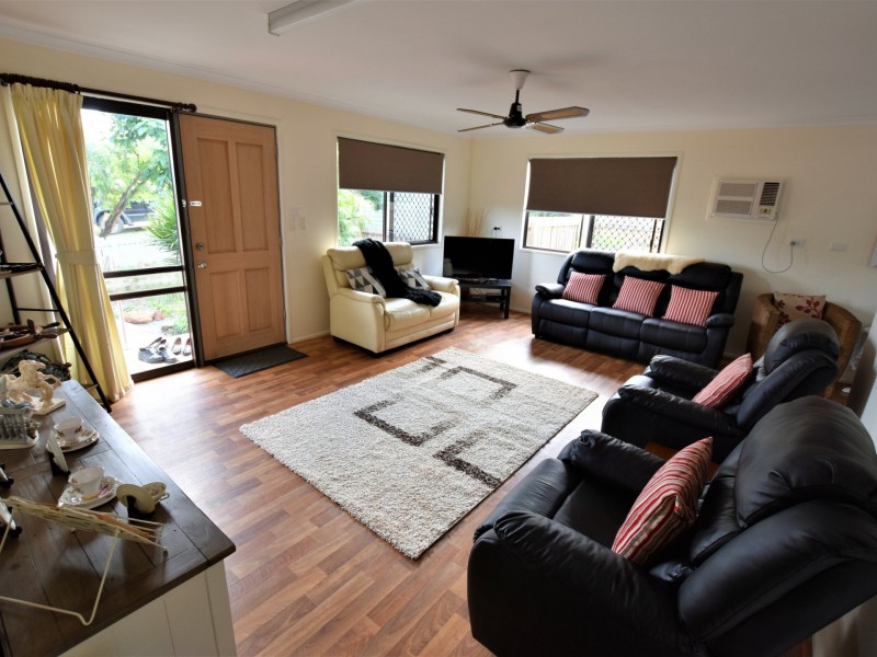 5 Carnation Court, Russell Island QLD 4184
