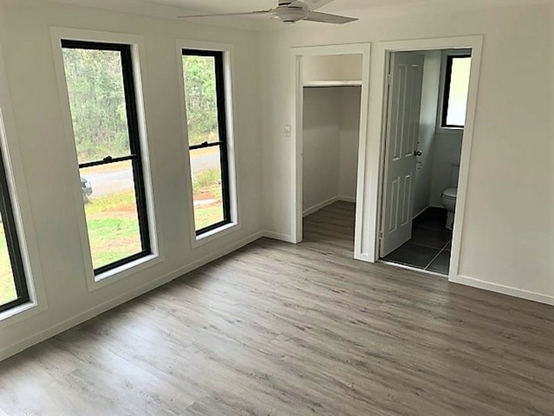 19 Bradman St, Russell Island QLD 4184