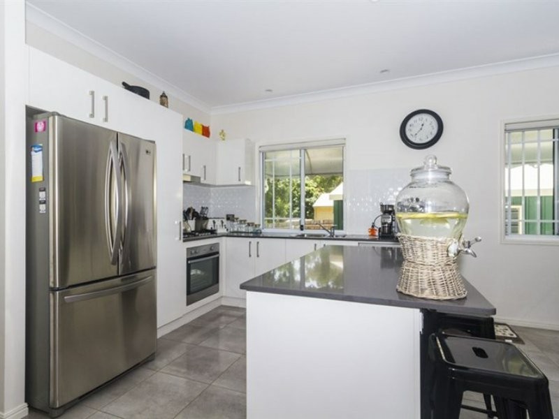 36 Kennedy Avenue, Russell Island QLD 4184