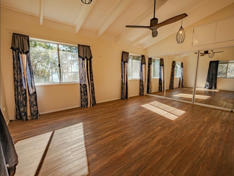 17 Wilma Crescent, Russell Island QLD 4184