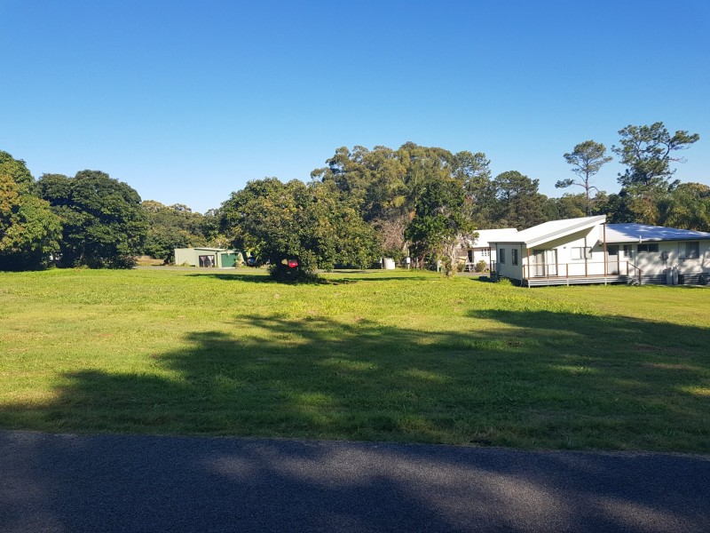 8 Judith St, Russell Island QLD 4184