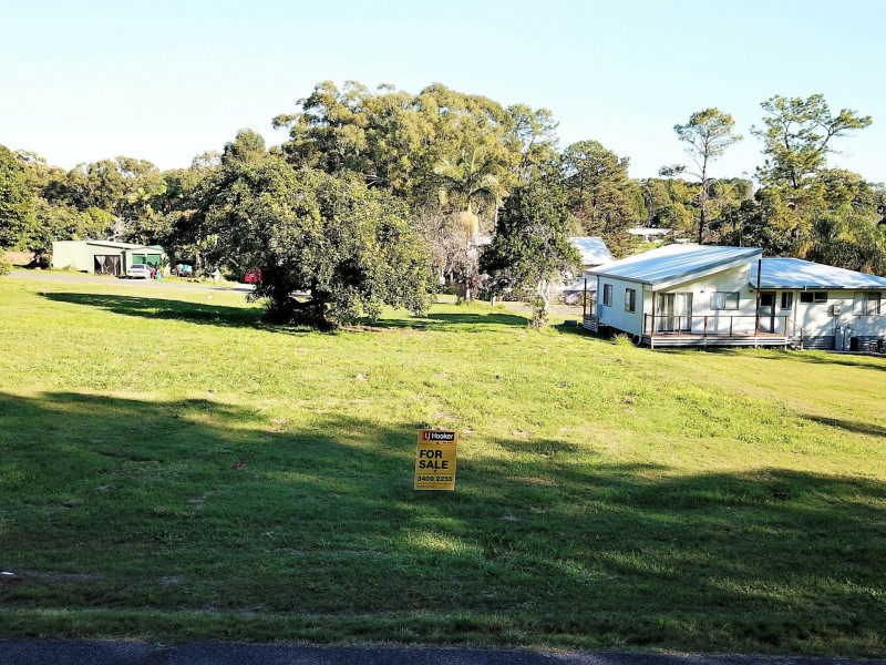 8 Judith St, Russell Island QLD 4184