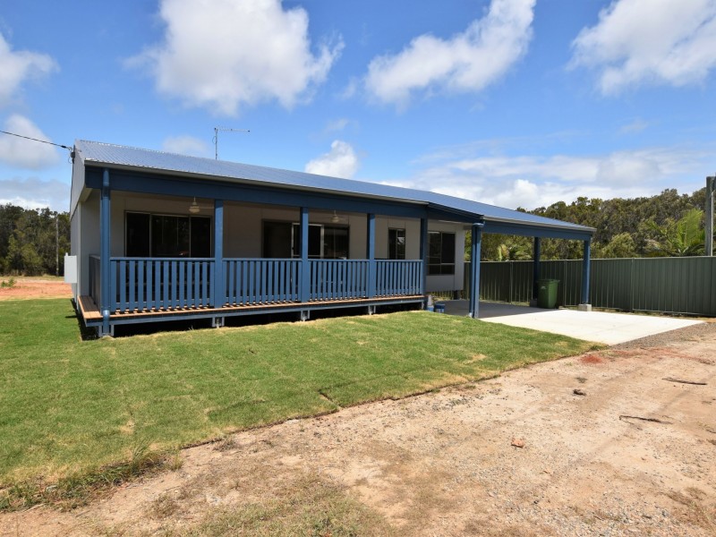 22 Tenanne Street, Russell Island QLD 4184