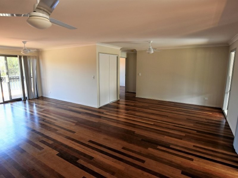 22 Tenanne Street, Russell Island QLD 4184