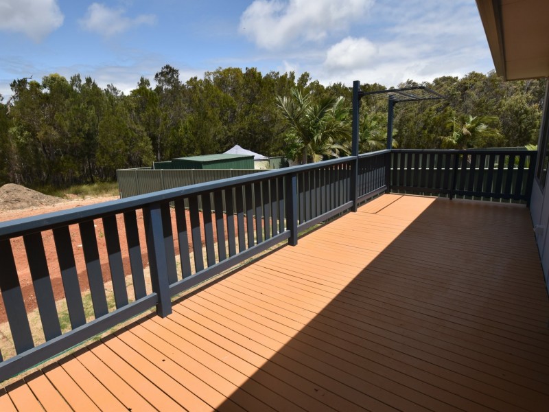 22 Tenanne Street, Russell Island QLD 4184