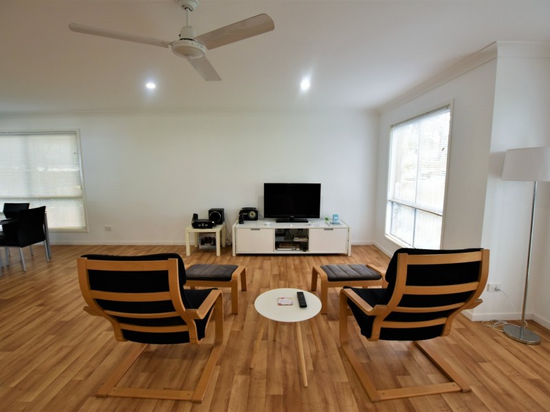 46 Taylor Street, Russell Island QLD 4184