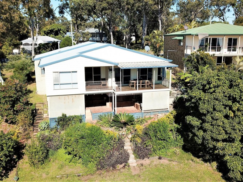 35 Bay Dve, Russell Island QLD 4184